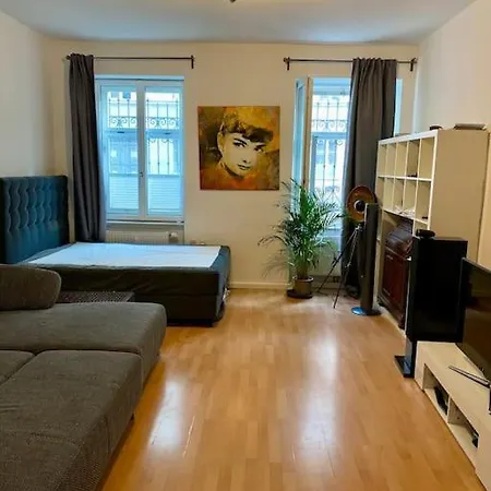 G Apartment *